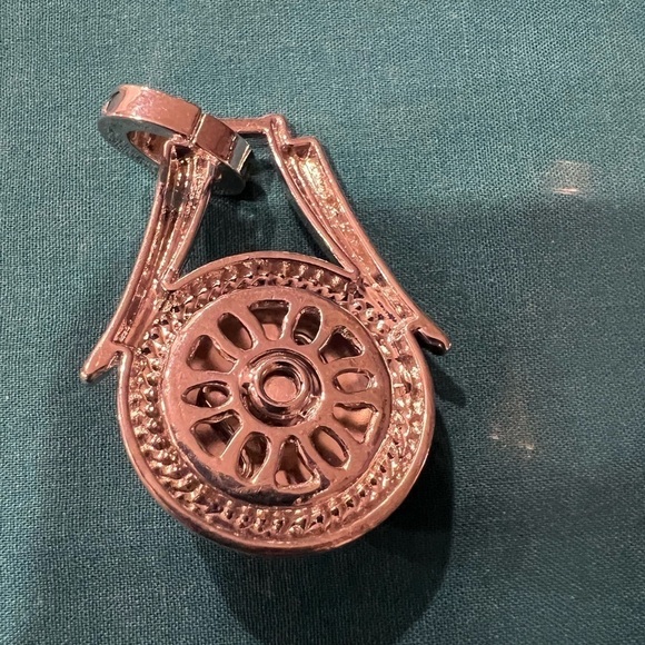 Snap button pendant - Picture 2 of 5